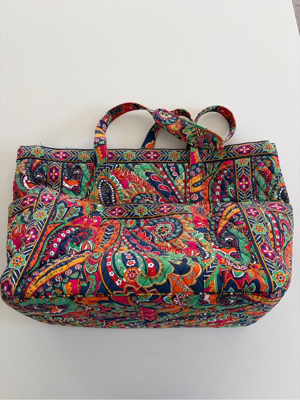 Vera Bradley Get Carried Away Tote Venetian Paisley-Large Weekender Bag EUC